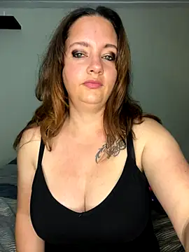 XADICTIVEX online show from October 29, 8:10 pm