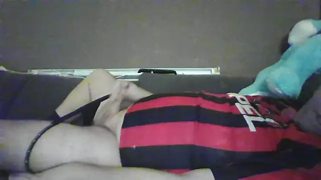 Snapshot of JasperGeil chatting on November 22, 2:21 am JasperGeil online show from November 22, 2:21 am