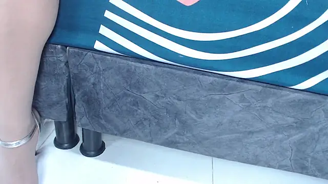 connie sweet7 online show from April 11, 6:45 pm