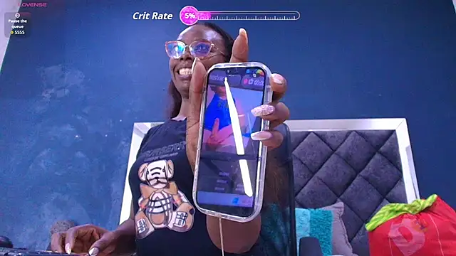Snapshot of ebony__jheim chatting on June 19, 11:58 am ebony jheim online show from June 19, 11:58 am