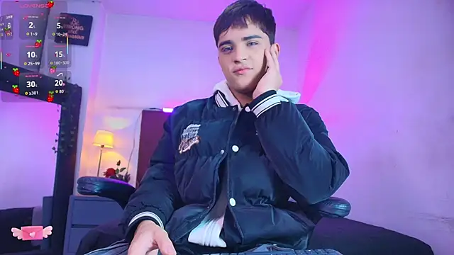 Lucass love online show from December 20, 1:29 pm