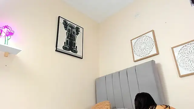 Snapshot of dulce_fiore07 chatting on July 15, 7:19 pm dulce fiore07 online show from July 15, 7:19 pm