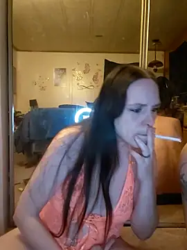 Shy Naughty Girl online show from June 5, 3:24 am
