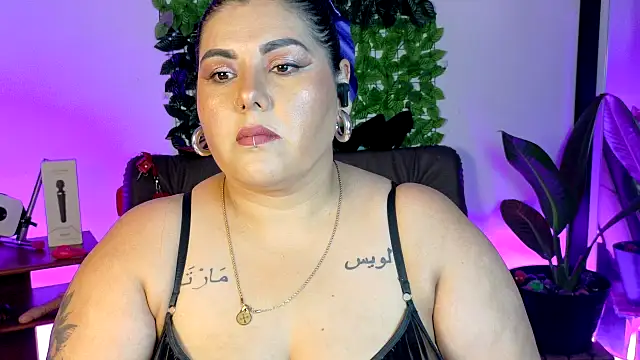 AndreaKinky online show from June 6, 10:03 pm