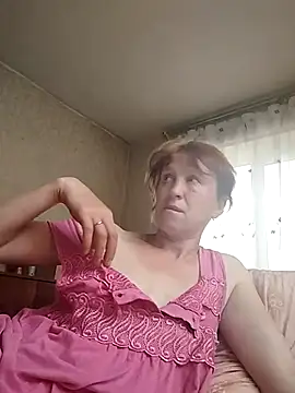 Snapshot of Flower2931 chatting on May 10, 8:52 am Flower2931 online show from May 10, 8:52 am