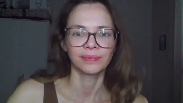 Snapshot of SEA_Dream chatting on March 4, 3:34 am SEA Dream online show from March 4, 3:34 am
