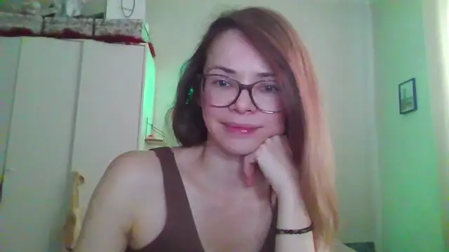 Snapshot of SEA_Dream chatting on March 21, 5:23 am SEA Dream online show from March 21, 5:23 am
