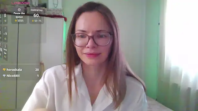 Snapshot of SEA_Dream chatting on March 27, 5:24 am SEA Dream online show from March 27, 5:24 am