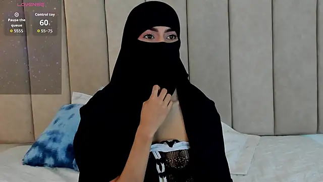  Zahiira  online show from March 23, 11:58 am