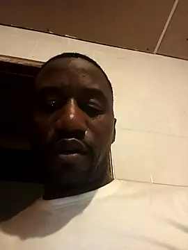 Snapshot of Thasdwn23 chatting on November 8, 6:07 pm Thasdwn23 online show from November 8, 6:07 pm