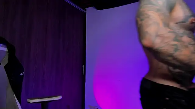 Snapshot of natevillage chatting on September 20, 3:07 am natevillage online show from September 20, 3:07 am