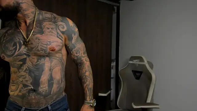 Snapshot of natevillage chatting on October 10, 4:11 am natevillage online show from October 10, 4:11 am