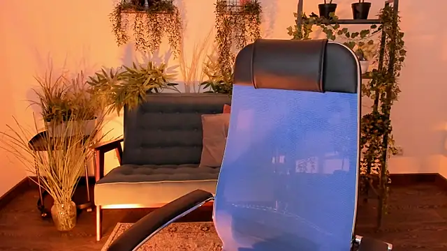 VirtuallVoyant online show from January 17, 12:48 am