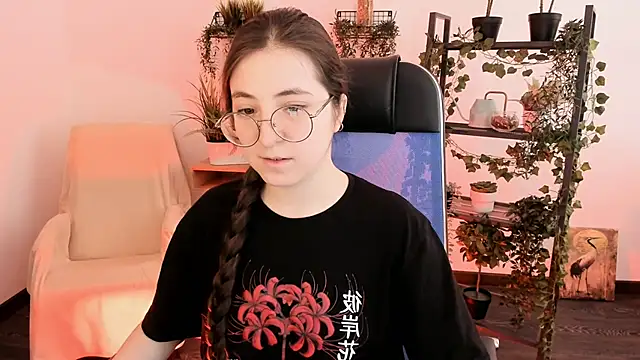 VirtuallVoyant online show from February 17, 6:43 am