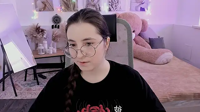 VirtuallVoyant online show from March 4, 7:25 am