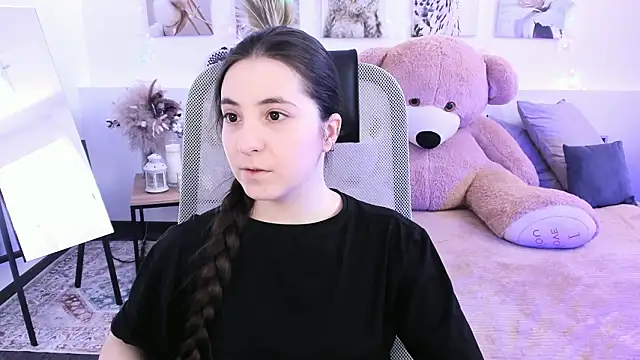 VirtuallVoyant online show from March 10, 6:51 am