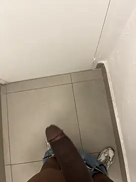 Snapshot of kamo012000 chatting on September 25, 12:42 pm kamo012000 online show from September 25, 12:42 pm