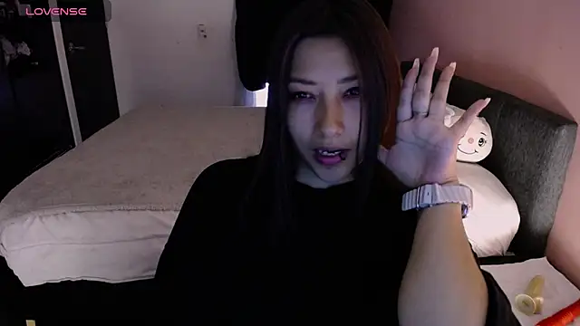 Snapshot of Mia_1120 chatting on May 1, 4:00 pm Mia 1120 online show from May 1, 4:00 pm