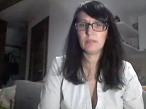 Elena48324 online show from April 2, 4:59 pm