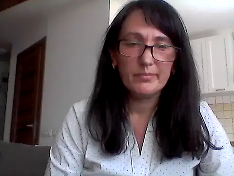 Snapshot of Elena48324 chatting on April 28, 11:04 am Elena48324 online show from April 28, 11:04 am