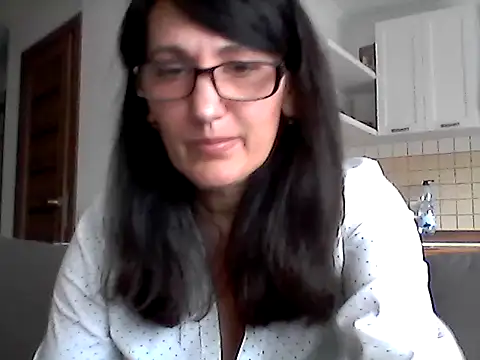 Snapshot of Elena48324 chatting on May 16, 10:36 am Elena48324 online show from May 16, 10:36 am
