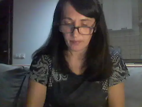 Snapshot of Elena48324 chatting on June 24, 5:12 pm Elena48324 online show from June 24, 5:12 pm