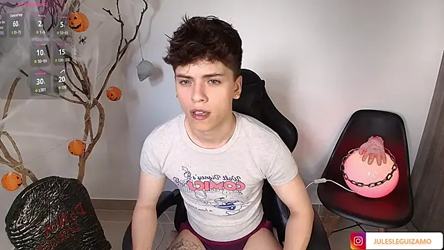 stev austin  online show from October 14, 9:15 pm