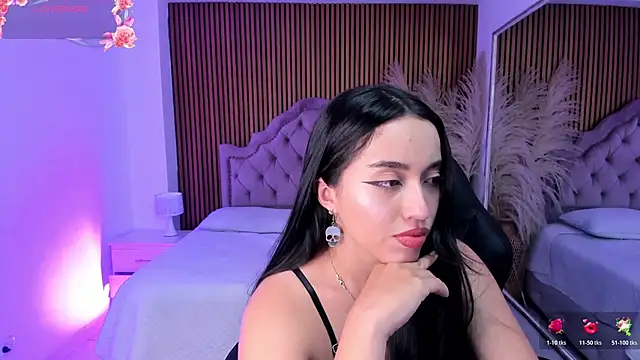 Snapshot of Starbutterflyy_ chatting on May 26, 5:14 am Starbutterflyy online show from May 26, 5:14 am