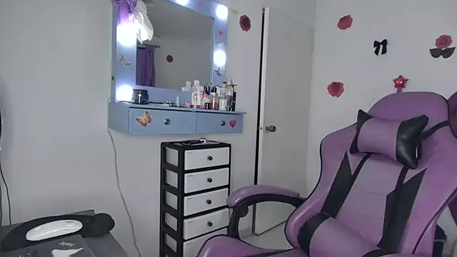 soffy rosses online show from June 3, 2:25 am