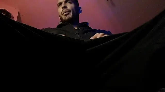 Snapshot of malek_xarx_ chatting on March 31, 12:23 am malek xarx online show from March 31, 12:23 am