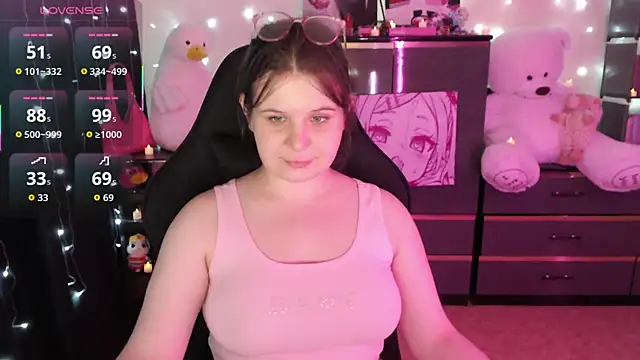 AmyVibess online show from October 15, 8:20 pm