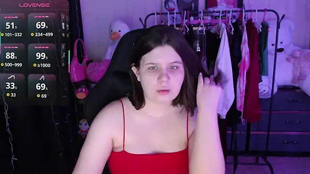 Snapshot of AmyVibess chatting on May 3, 6:03 pm AmyVibess online show from May 3, 6:03 pm