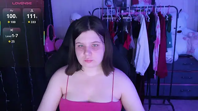 Snapshot of AmyVibess chatting on May 12, 6:05 pm AmyVibess online show from May 12, 6:05 pm