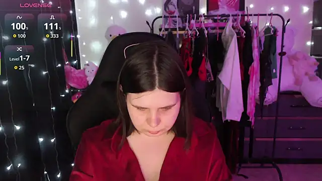 Snapshot of AmyVibess chatting on June 1, 6:09 pm AmyVibess online show from June 1, 6:09 pm