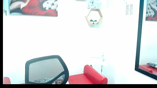 Snapshot of DIVAX_MONSERRAT chatting on June 11, 5:11 pm DIVAX MONSERRAT online show from June 11, 5:11 pm