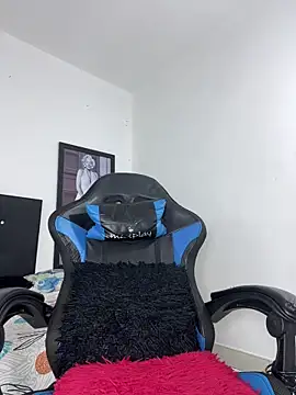 Luke Stone online show from April 8, 7:36 pm