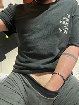Snapshot of Jack_pleasure chatting on July 2, 2:01 pm Jack pleasure online show from July 2, 2:01 pm