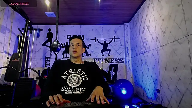 Dustin Sonne online show from November 15, 3:48 am