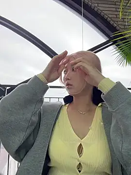 winter11 online show from April 6, 3:37 am