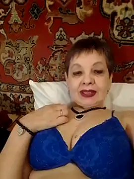 Rose60301 online show from November 30, 9:41 pm