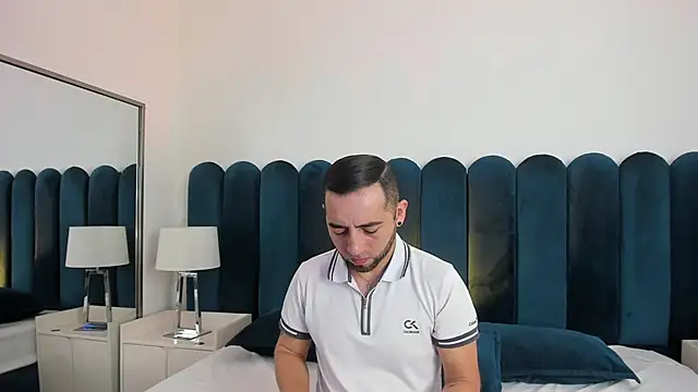 Snapshot of Lushian_ chatting on June 11, 4:05 pm Lushian online show from June 11, 4:05 pm