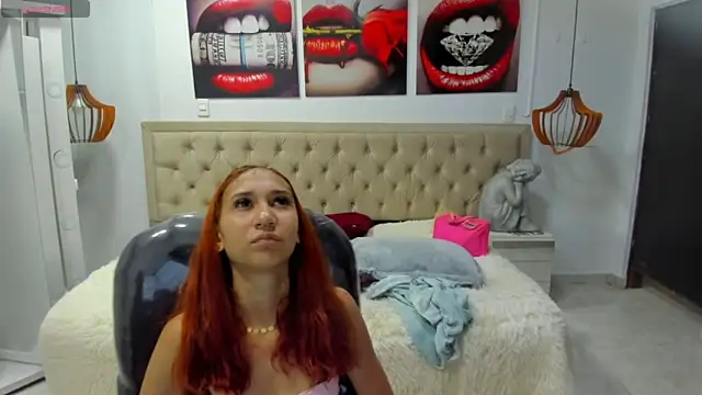 Snapshot of Fernanda_ss chatting on June 11, 6:06 pm Fernanda ss online show from June 11, 6:06 pm