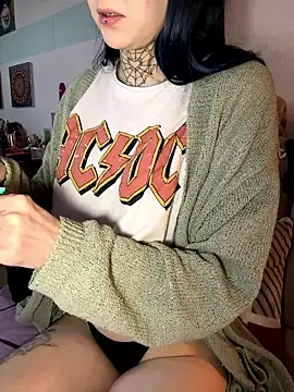 Seductively4 20 online show from January 17, 7:57 am