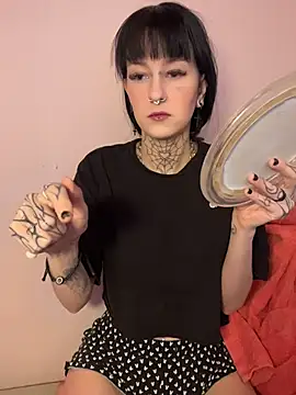 Snapshot of Seductively4_20 chatting on May 1, 9:03 am Seductively4 20 online show from May 1, 9:03 am