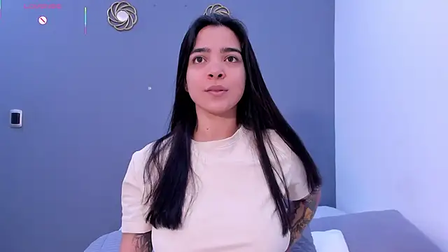 Snapshot of KamilaBetancourt chatting on July 8, 11:37 am KamilaBetancourt online show from July 8, 11:37 am