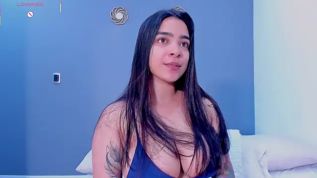 Snapshot of KamilaBetancourt chatting on July 23, 12:36 pm KamilaBetancourt online show from July 23, 12:36 pm