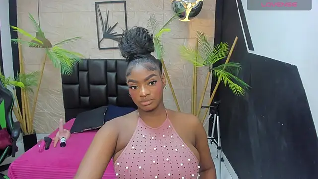 Snapshot of alana_bonny chatting on June 30, 8:59 am alana bonny online show from June 30, 8:59 am