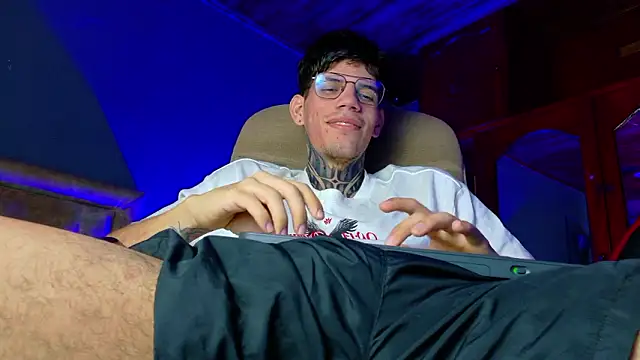 david huge online show from February 13, 1:45 am