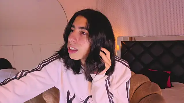 Snapshot of ryo_light chatting on May 21, 3:46 am ryo light online show from May 21, 3:46 am