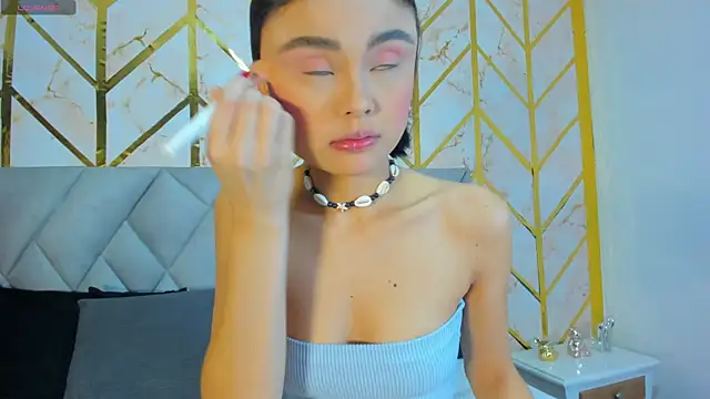 Snapshot of Cassidy_14 chatting on October 6, 7:44 pm Cassidy 14 online show from October 6, 7:44 pm